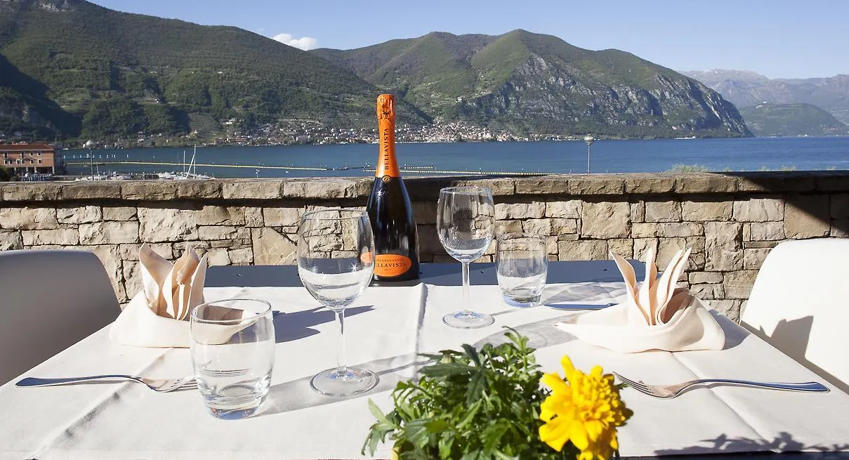 Locanda Del Lago Rosmunda Clusane Hotel