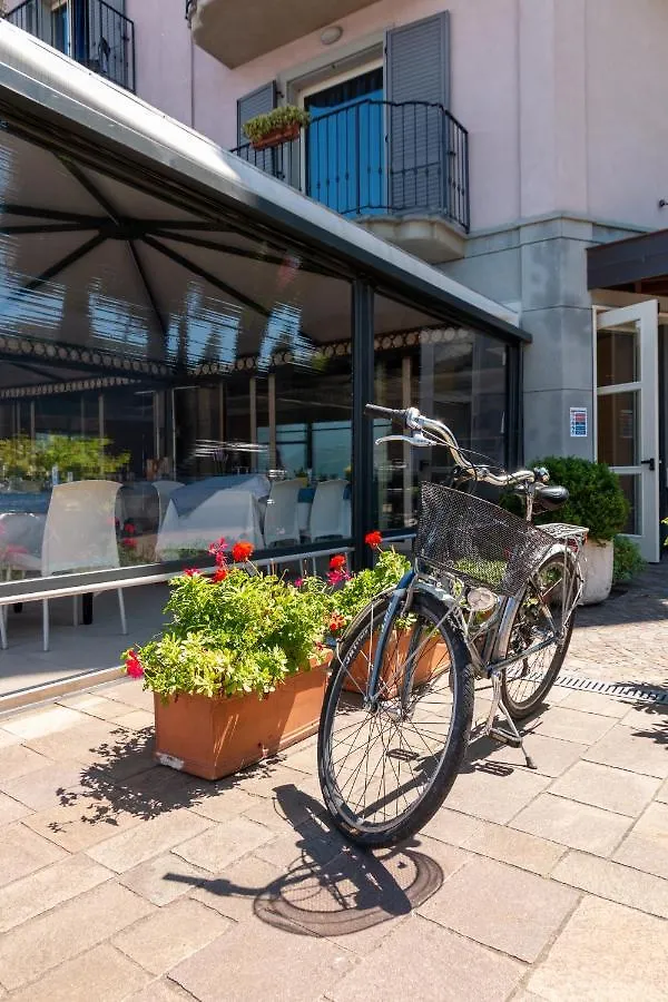 Locanda Del Lago Rosmunda Clusane Hotel