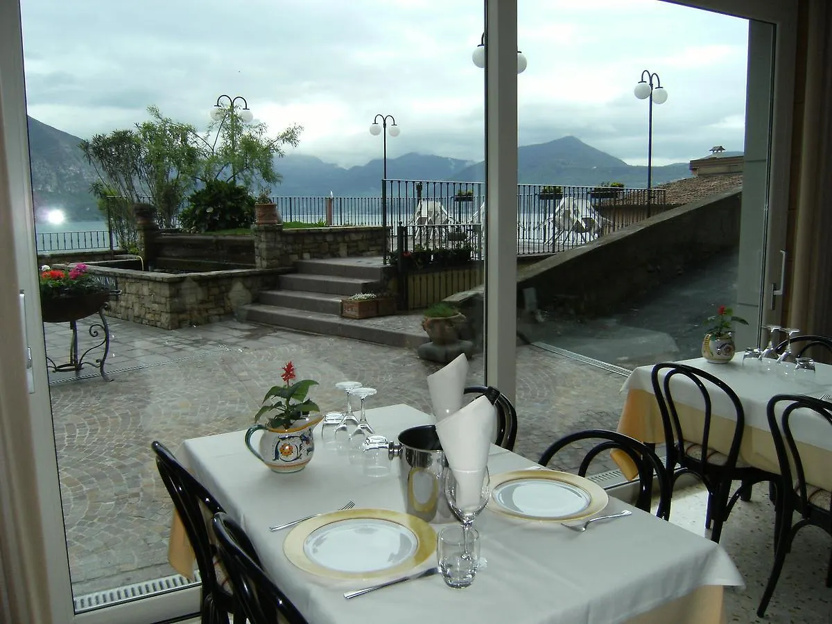 Locanda Del Lago Rosmunda Clusane 3*,